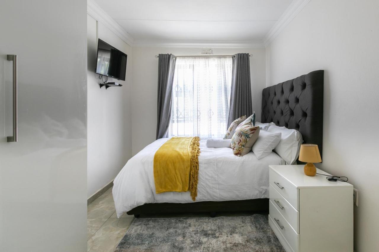 Signature Lodge Kempton Park Dış mekan fotoğraf
