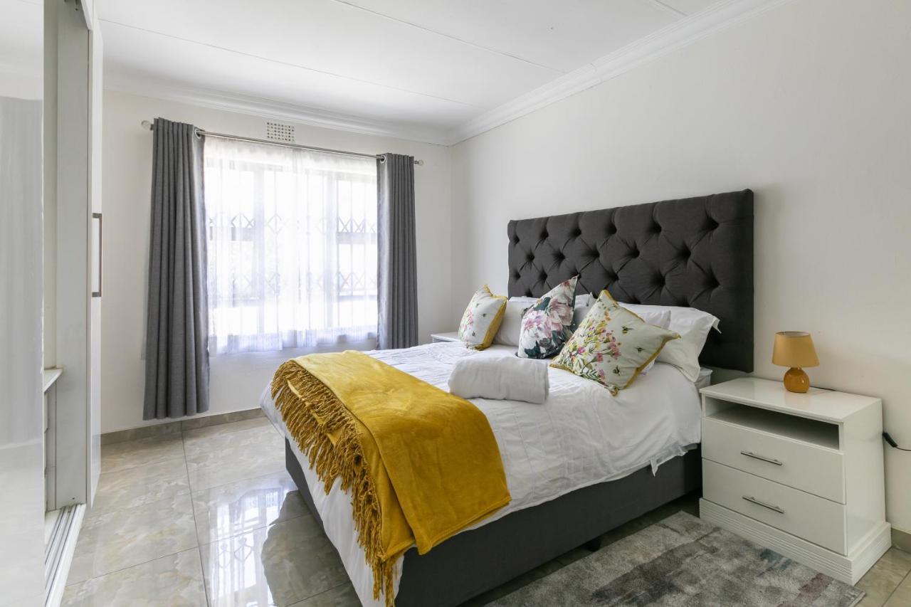 Signature Lodge Kempton Park Dış mekan fotoğraf