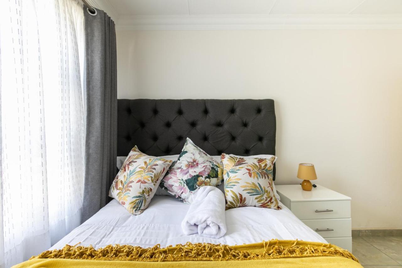 Signature Lodge Kempton Park Dış mekan fotoğraf