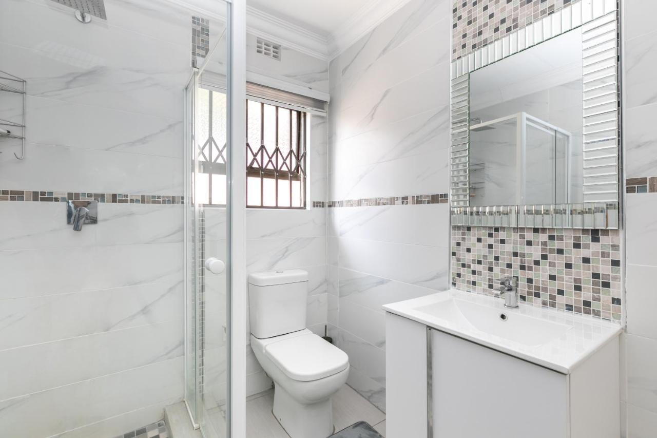 Signature Lodge Kempton Park Dış mekan fotoğraf