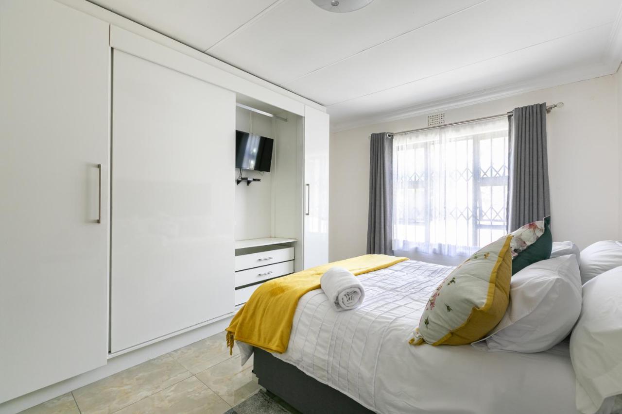 Signature Lodge Kempton Park Dış mekan fotoğraf